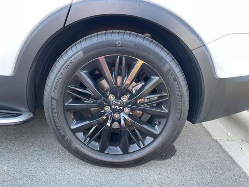 Used 2022 Kia Telluride SX w/ SX Prestige Package image 5