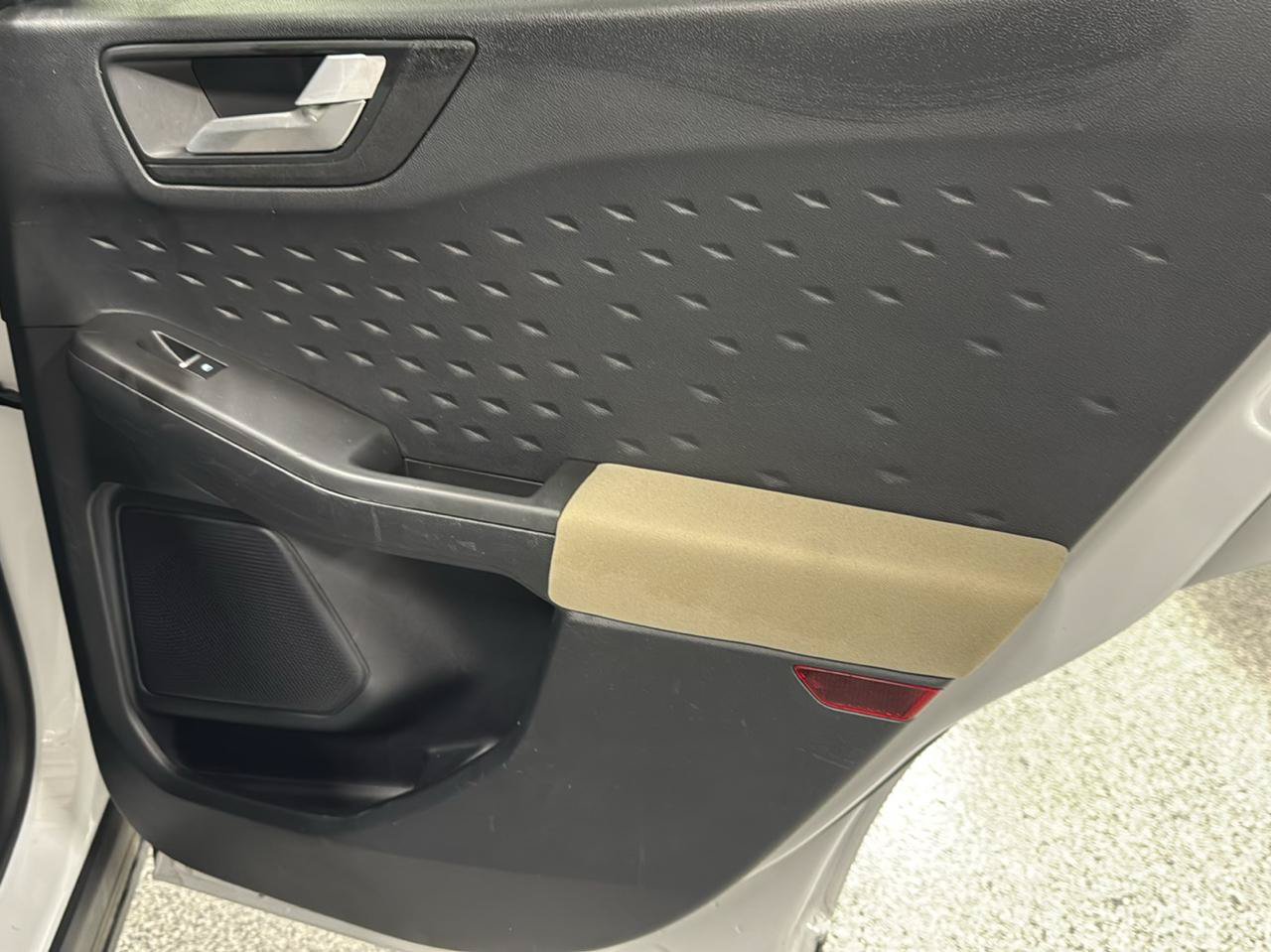 Used 2020 Ford Escape SE AWD/4WD image 10