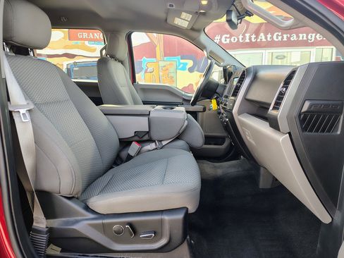 Used 2018 Ford F150 XLT w/ Equipment Group 302A Luxury AWD/4WD image 15