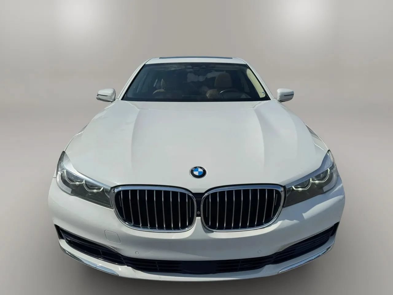 Used 2016 BMW 740i RWD image 3