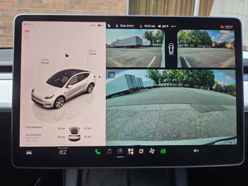Used 2023 Tesla Model Y AWD image 45