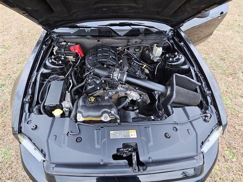 Used 2014 Ford Mustang Premium image 15
