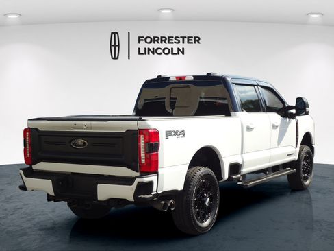 Used 2025 Ford F250 Lariat w/ Lariat Ultimate Package AWD/4WD image 3