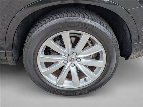 Used 2018 Volvo XC90 T6 Momentum w/ Convenience Package AWD/4WD image 7
