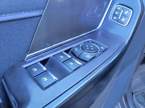 Used 2021 Ford F150 Raptor w/ Convenience Package AWD/4WD image 16