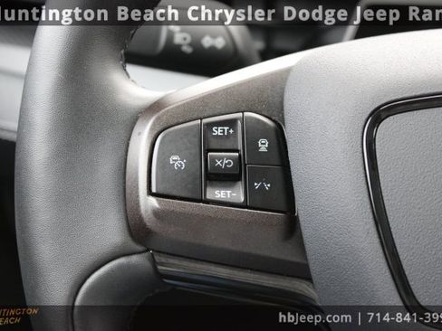 Used 2021 Ford Mustang Mach-E Premium image 15