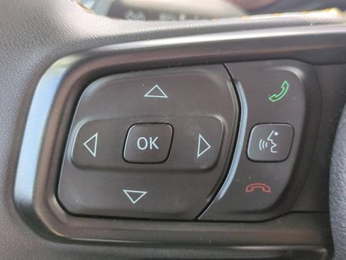 Used 2025 Jeep Wrangler Unlimited Sport AWD/4WD image 18