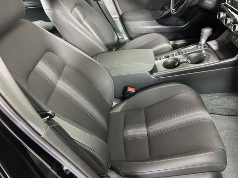 Used 2025 Honda Civic Sport image 26