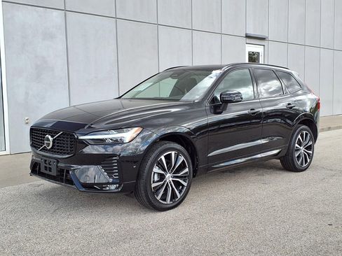 Certified 2023 Volvo XC60 B5 Plus w/ Climate Package AWD/4WD image 1