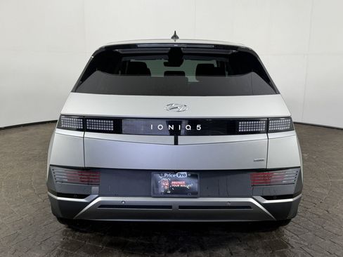 Used 2023 Hyundai Ioniq 5 SEL w/ Cargo Package AWD/4WD image 6