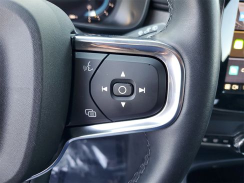 Used 2023 Volvo XC40 B5 Plus w/ Driver Assist Package image 13