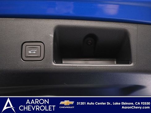 New 2026 Chevrolet Equinox EV LT image 32