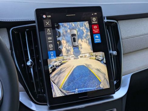New 2026 Volvo XC90 B6 Plus AWD/4WD image 22