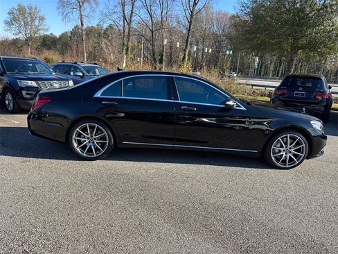 Used 2017 Mercedes-Benz S 550 Sedan image 8