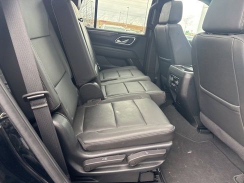 Used 2024 Chevrolet Tahoe LT w/ Luxury Package image 8