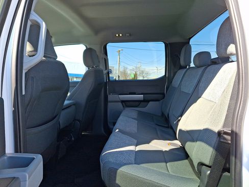 Used 2025 Ford F250 XLT image 10