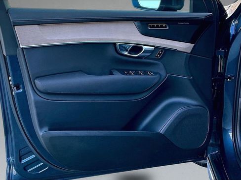 Certified 2026 Volvo XC90 B6 Plus w/ Protection Package Premier image 20