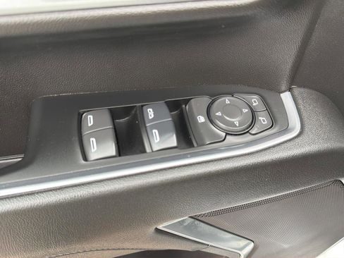 Used 2025 Chevrolet Silverado 2500 LT AWD/4WD image 16