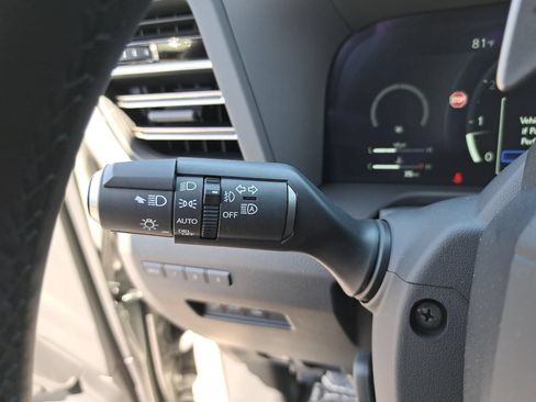 Used 2026 Lexus GX 550 w/ Accessory Package (31) AWD/4WD image 29