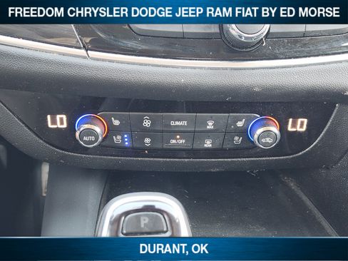 Used 2021 Buick Enclave Premium w/ Sun and Sites Package FWD image 14