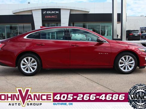 Used 2021 Chevrolet Malibu LT w/ Leather Package image 10
