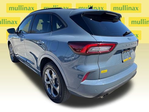 Used 2023 Ford Escape ST-Line Select w/ Tech Pack #2 image 9