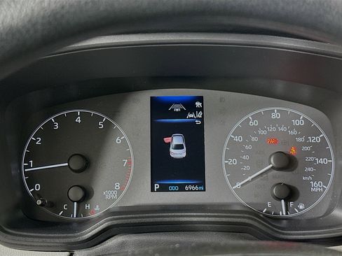 Used 2025 Toyota Corolla LE image 19
