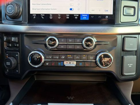 Used 2024 Ford F350 King Ranch w/ Chrome Package image 38