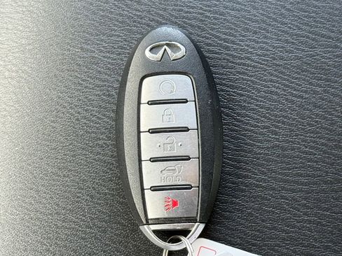 Used 2020 INFINITI QX80 Luxe w/ Proassist Package image 18