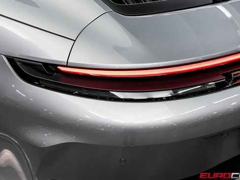 Used 2026 Porsche 911 Carrera 4 GTS image 24