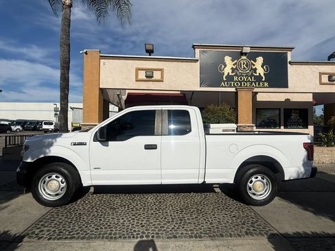 Used 2017 Ford F150 XL w/ Equipment Group 101A Mid RWD image 8