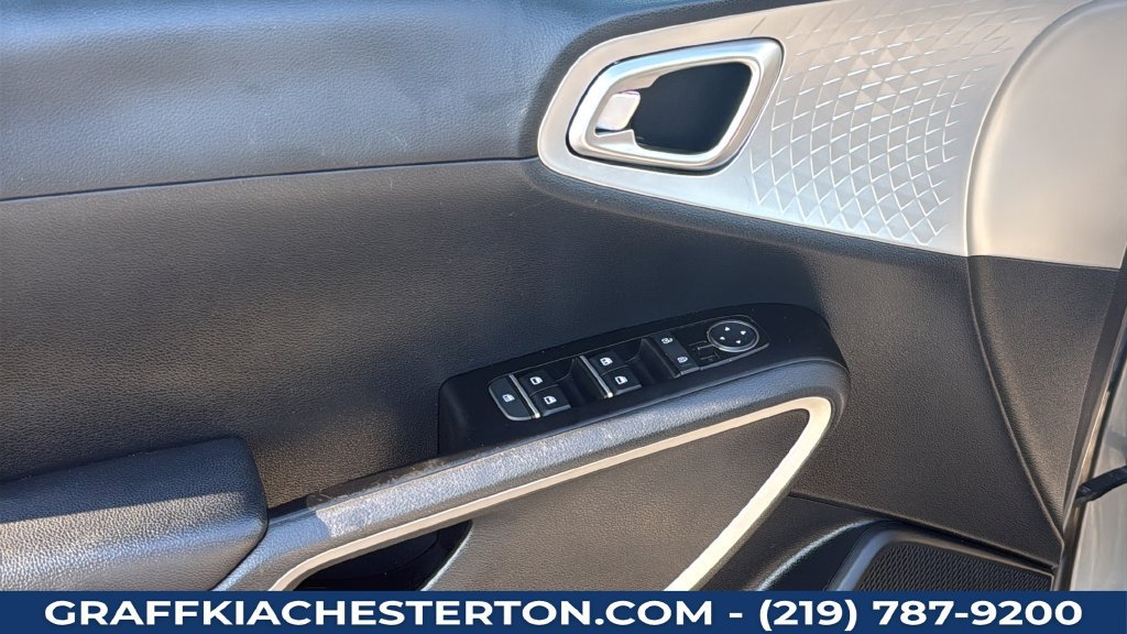 Used 2022 Kia Soul LX w/ Technology Package FWD image 33