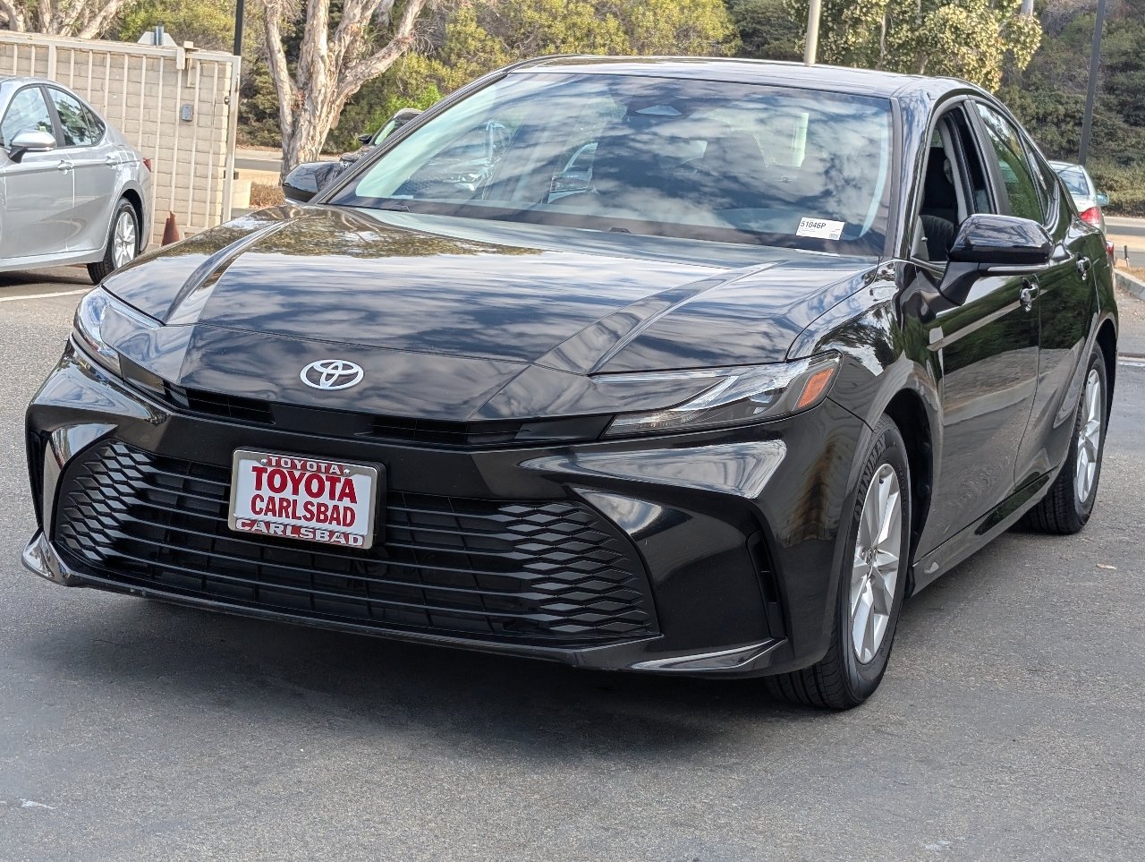 Used 2025 Toyota Camry LE FWD image 11