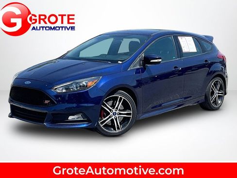 Used 2016 Ford Focus ST w/ Equipment Group 402A FWD image 1