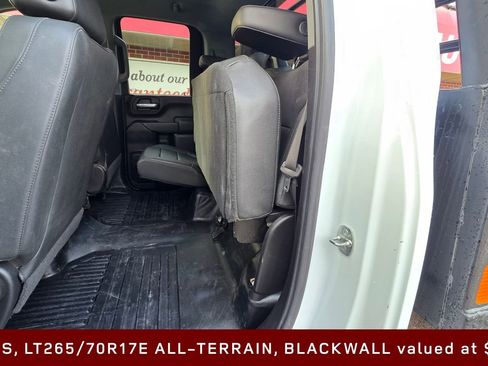 Used 2023 GMC Sierra 2500 Pro w/ Convenience Package image 10