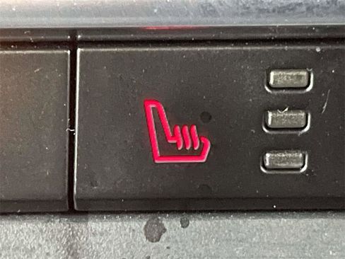 Used 2023 Ford Bronco Badlands image 19