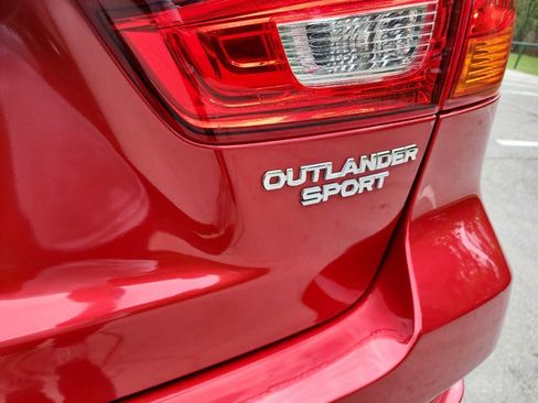 Used 2018 Mitsubishi Outlander Sport LE image 8