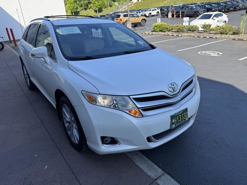 Used 2015 Toyota Venza LE AWD/4WD image 7