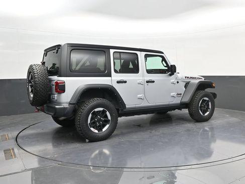 Used 2022 Jeep Wrangler Unlimited Rubicon w/ LED Lighting Group AWD/4WD image 8