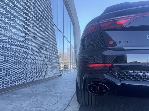 New 2026 Audi RS Q8 performance image 16