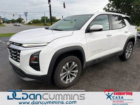 Used 2025 Chevrolet Equinox LT FWD image 1