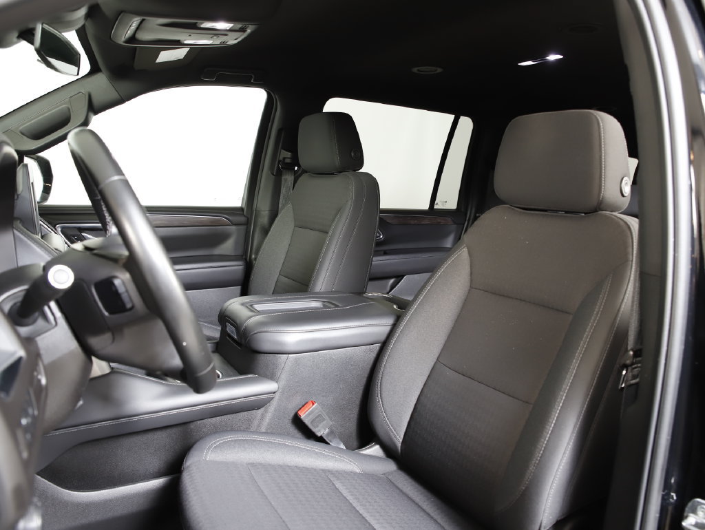 Used 2024 Chevrolet Suburban LS AWD/4WD image 25
