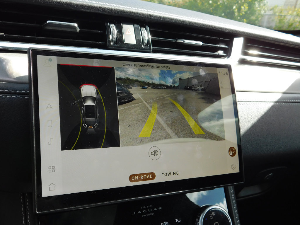 Used 2025 Jaguar F-PACE R-Dynamic S AWD/4WD image 19