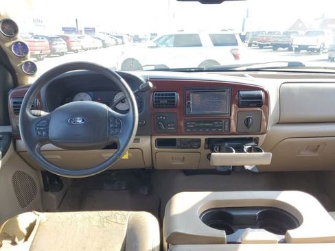 Used 2006 Ford F250 Lariat image 29