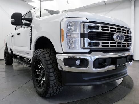 Used 2023 Ford F250 XLT AWD/4WD image 40