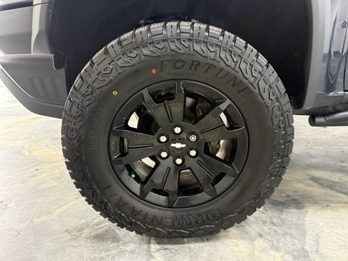 Used 2019 Chevrolet Colorado ZR2 w/ ZR2 Dusk Special Edition AWD/4WD image 26