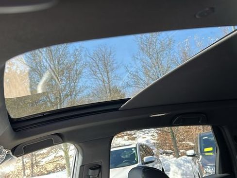 New 2026 Acura RDX SH-AWD image 10
