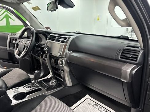 Used 2021 Toyota 4Runner SR5 AWD/4WD image 17