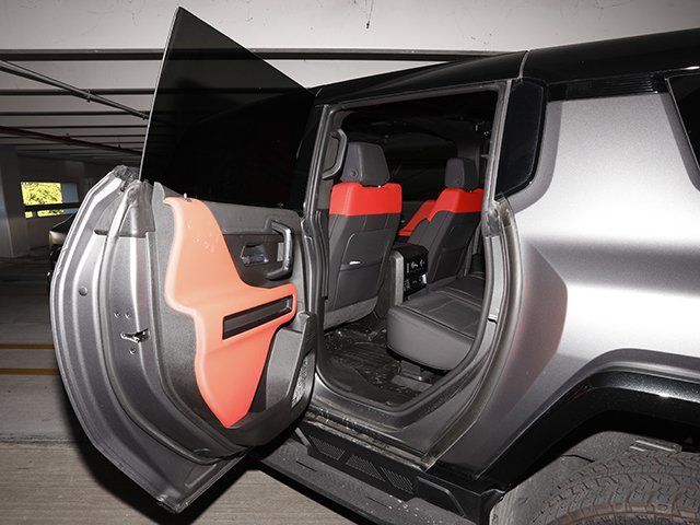 Used 2026 GMC Hummer EV 3X w/ Carbon Fiber Edition Package AWD/4WD image 26