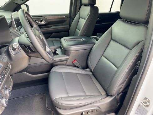 Used 2023 Chevrolet Tahoe Z71 AWD/4WD image 5